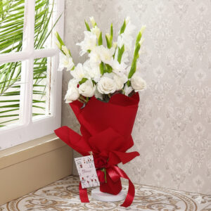 Celebration Gift Set – Flowers & Chocolate Fudge Cake (2 lbs)