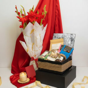 Heartfelt Gratitude Hamper – Lals Chocolate & Bouquet