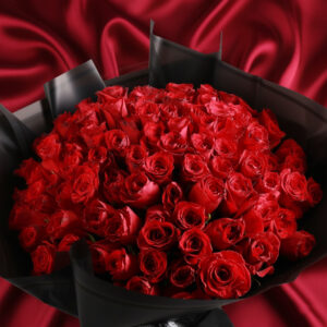 The Luxe Love Bouquet – 100 Roses