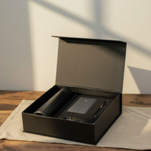 Essential Smart Gift Set