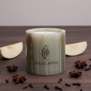 MOAM Aromatic Spiced Apple Marble Candle