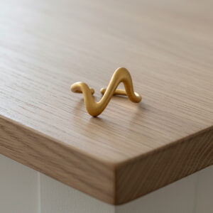 Elegant Wave Pattern Gold-Plated Ring