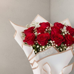 Classic Elegance – Red Rose Bouquet